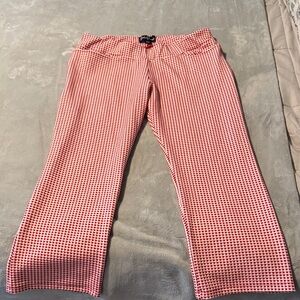 Lesley Evers Stylish Red Checkered Women's Cropped Pants